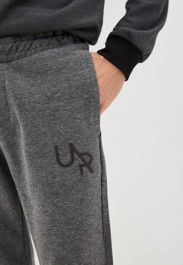 фото Брюки спортивные colin's