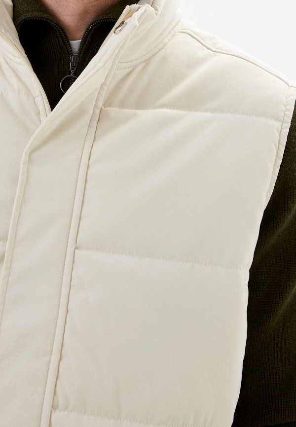 фото Жилет утепленный befree