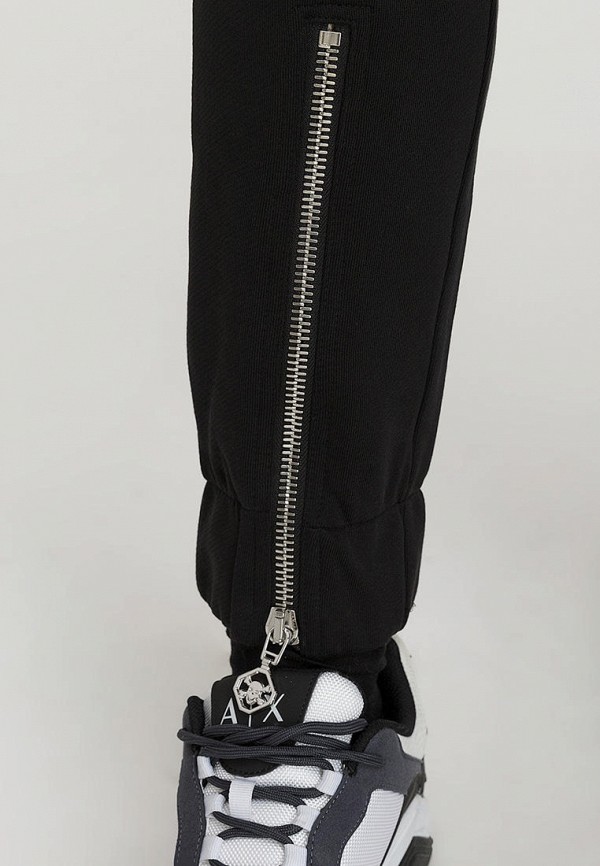 фото Брюки спортивные millennials