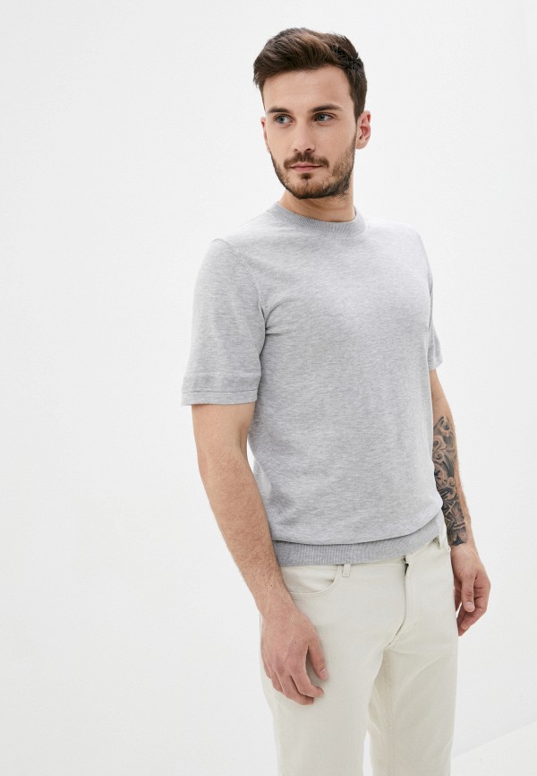 Джемпер Boss 15000₽