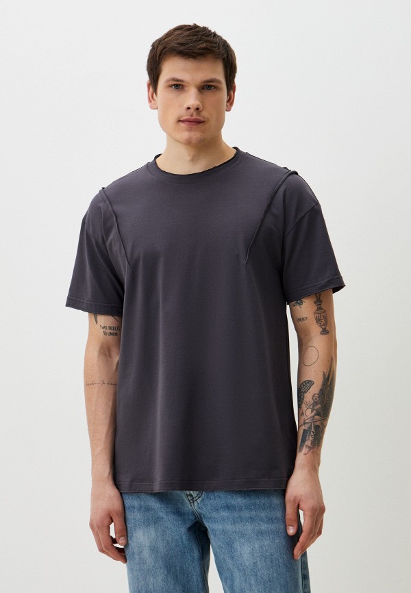 Футболка Bobsyouruncle 3200₽