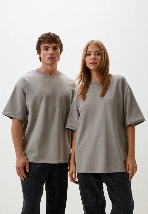 Футболка Dellione 2400₽