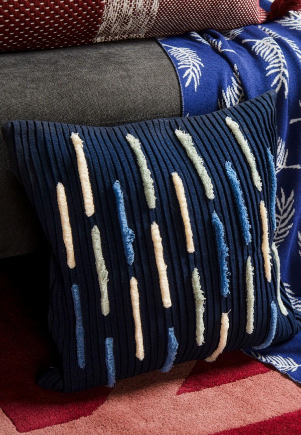 фото Подушка декоративная tkano