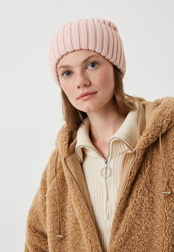 фото Шапка emblem