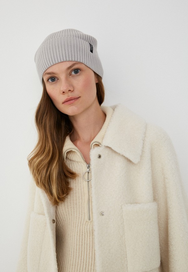 фото Шапка emblem