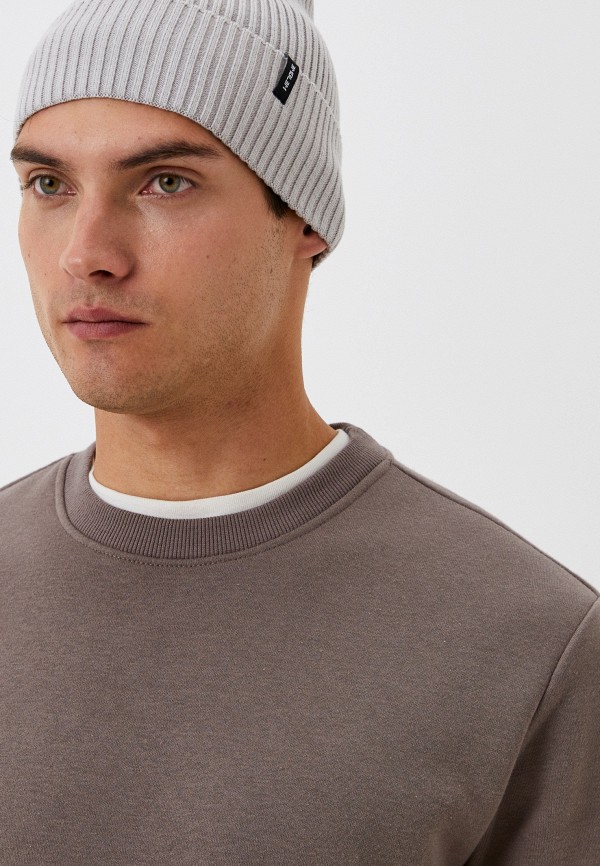 фото Шапка emblem