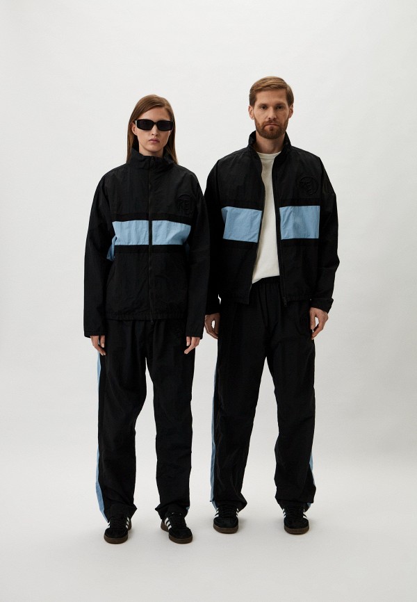 фото Ветровка red september