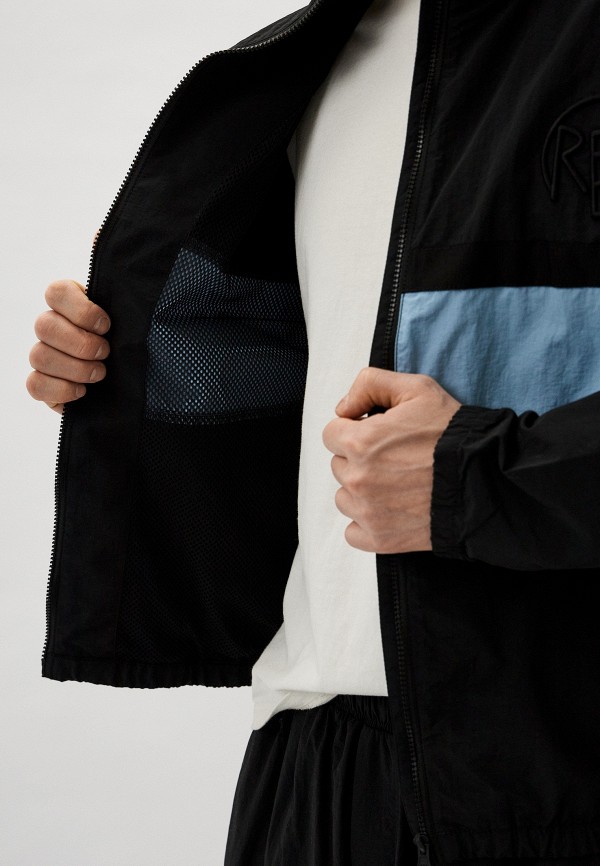 фото Ветровка red september