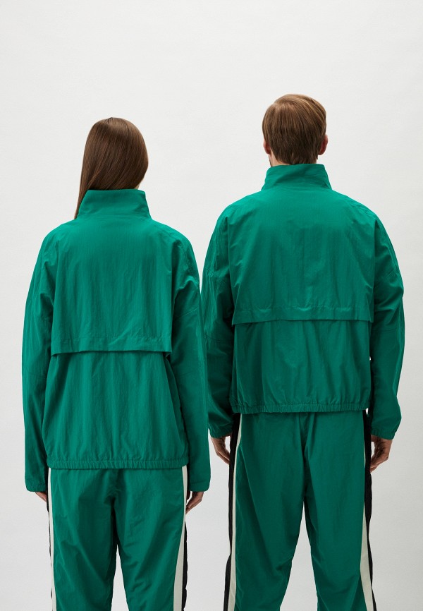 фото Ветровка red september