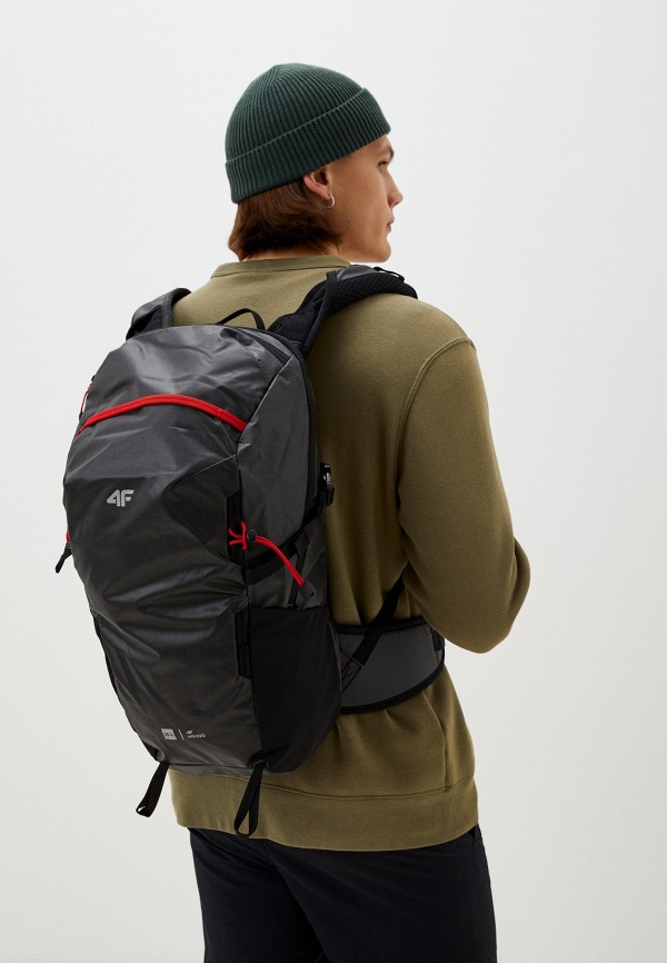 фото Рюкзак и брелок 4f