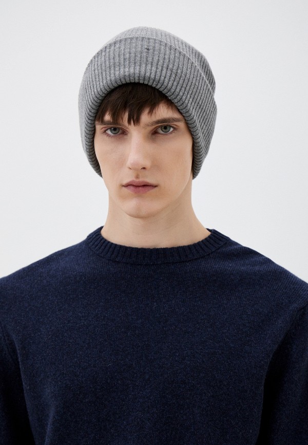 фото Шапка emblem