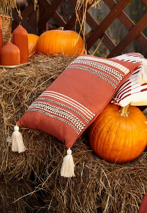 фото Подушка декоративная tkano