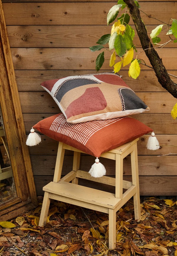 фото Подушка декоративная tkano