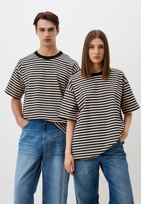 Футболка Dellione 2400₽