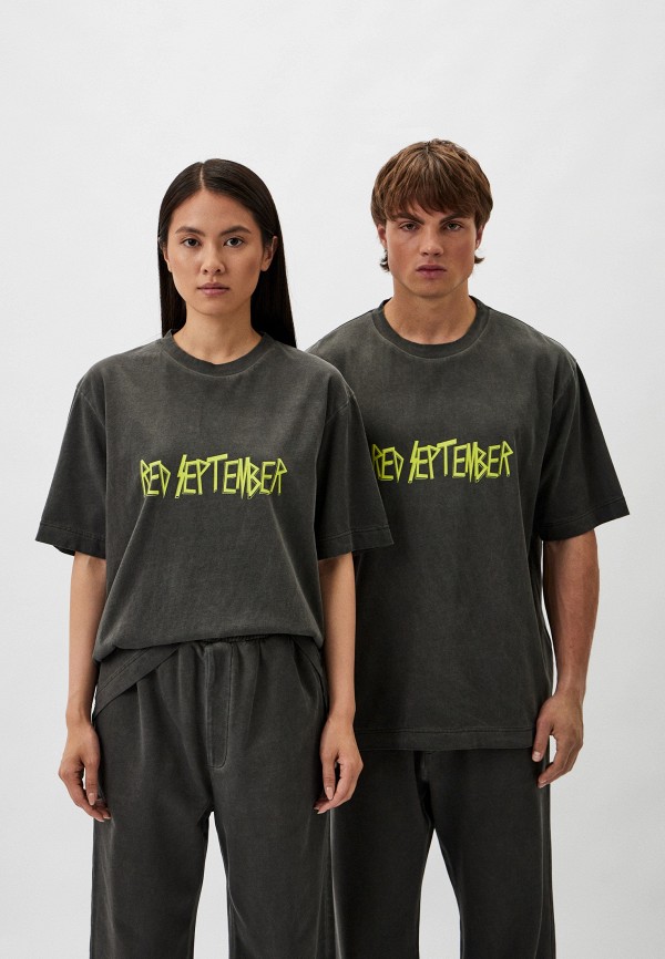 Футболка Red September 13000₽