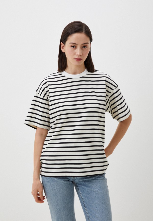 Футболка All We Need