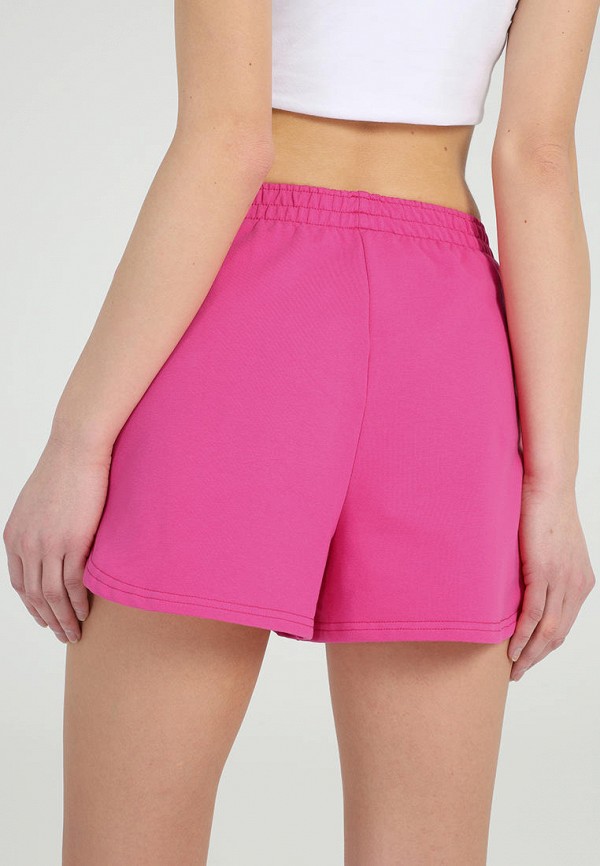 фото Шорты спортивные апрель