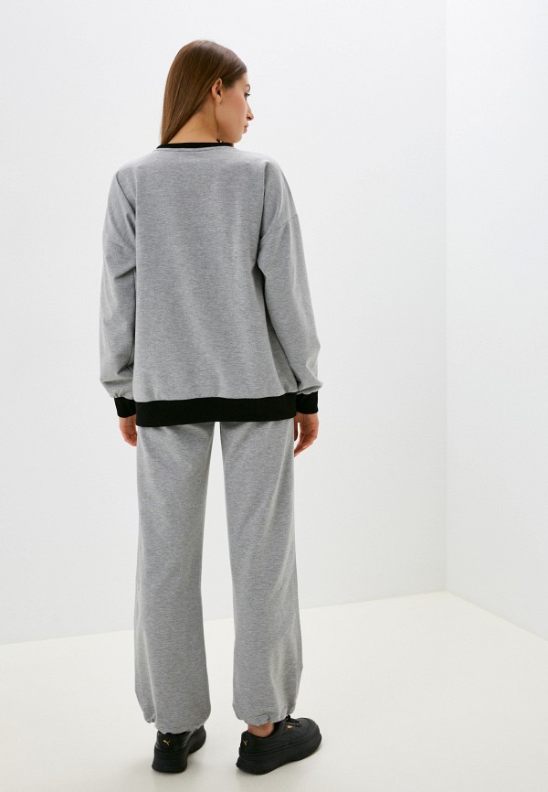 фото Костюм спортивный minaku