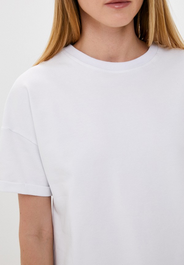 фото Футболка liza volkova