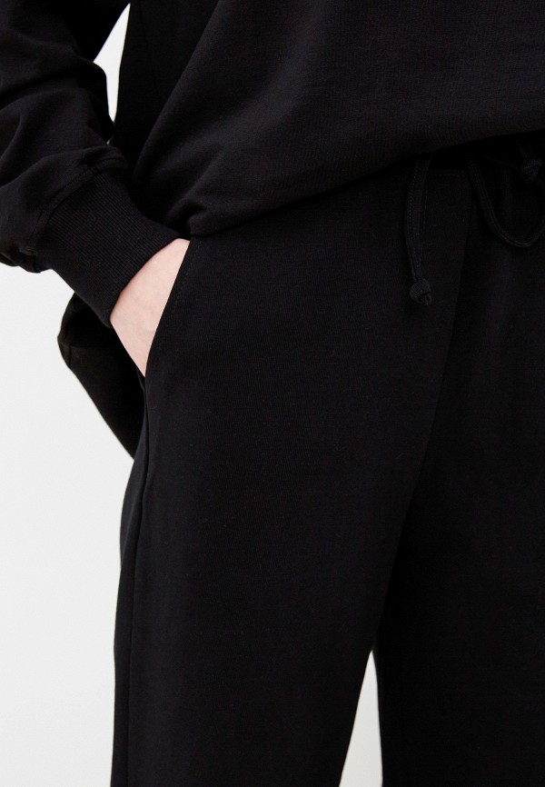 фото Брюки спортивные mellow