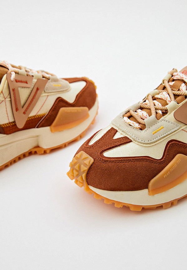 фото Кроссовки peak