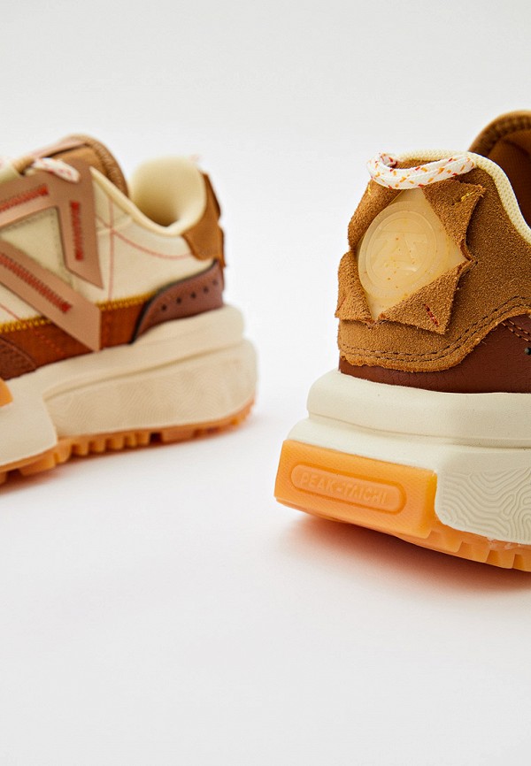 фото Кроссовки peak