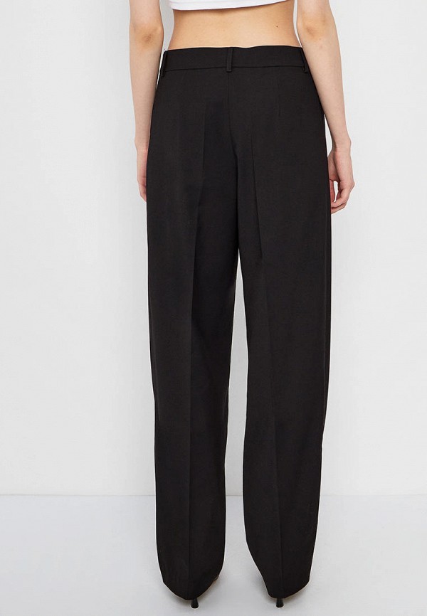 фото Брюки newness