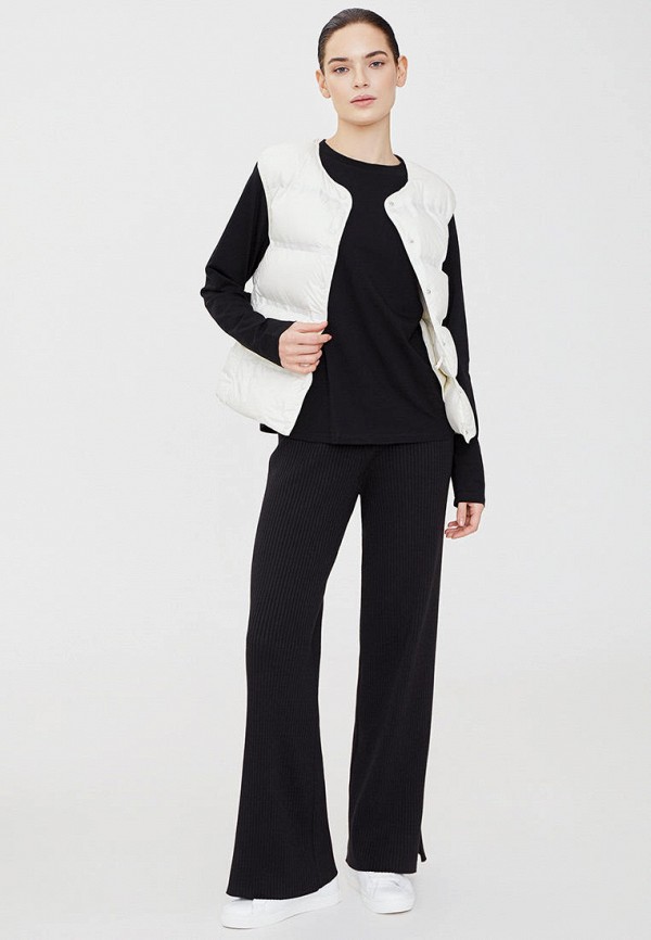 фото Жилет утепленный to be blossom