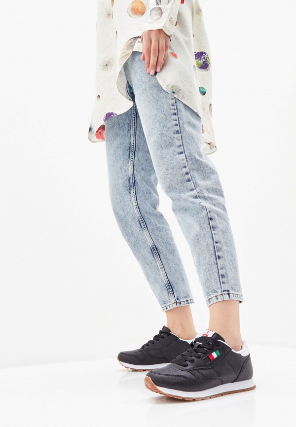 фото Кроссовки escan