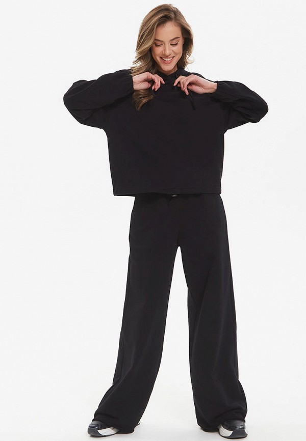 фото Костюм спортивный le role