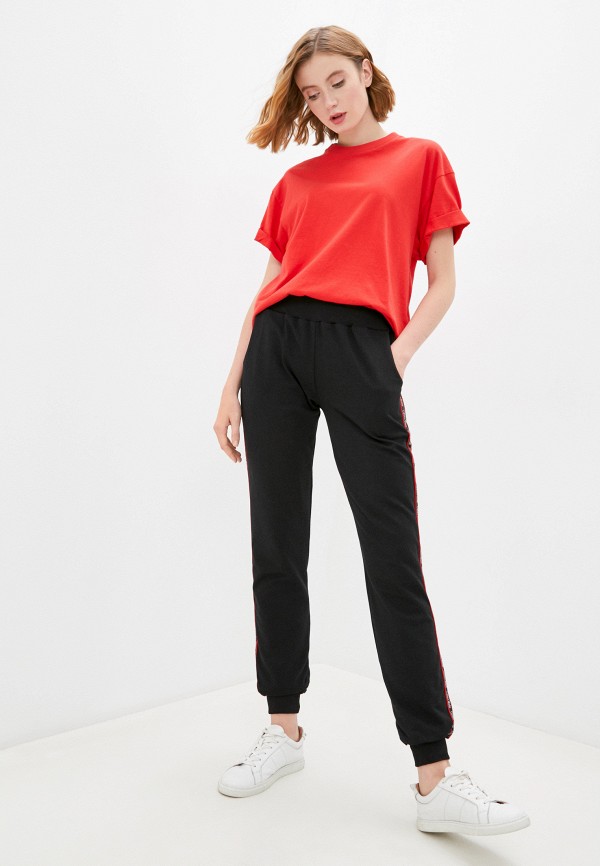 фото Брюки спортивные magic people