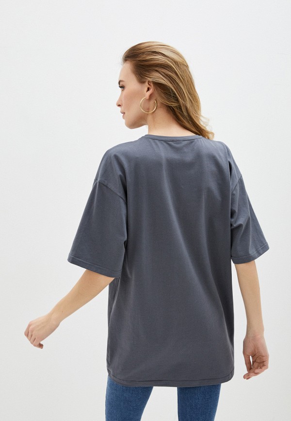 фото Футболка young&beautiful