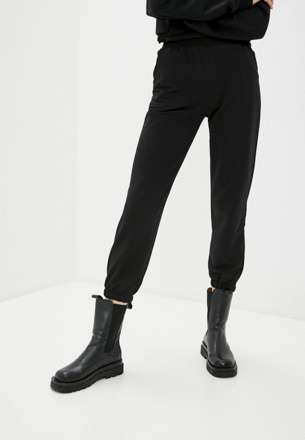 фото Костюм спортивный oddwood