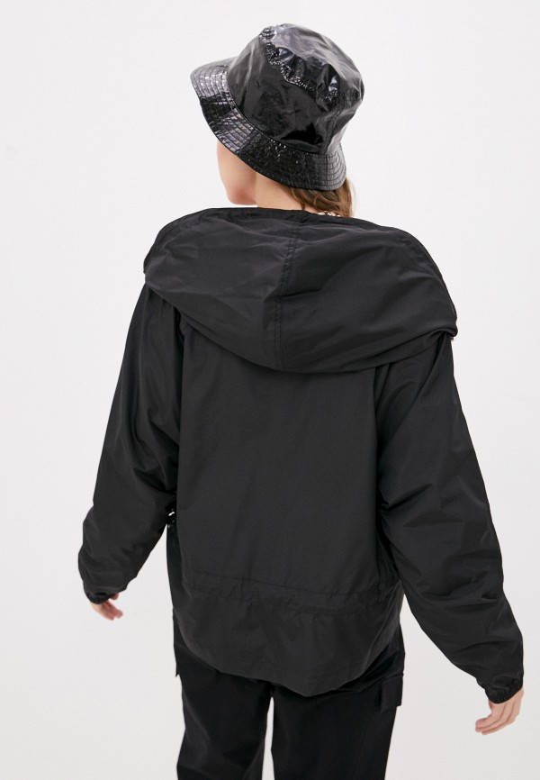 фото Ветровка sela