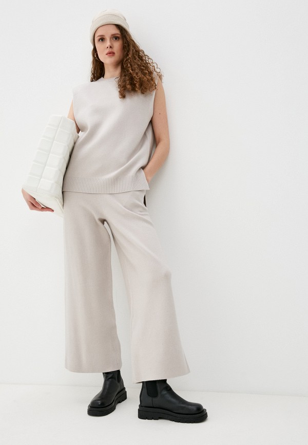 фото Жилет sela