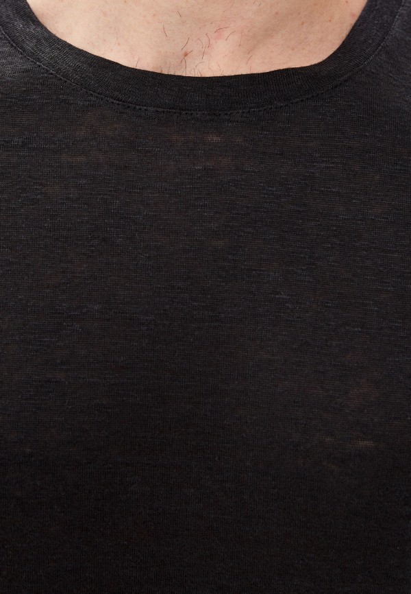 фото Футболка petrichor