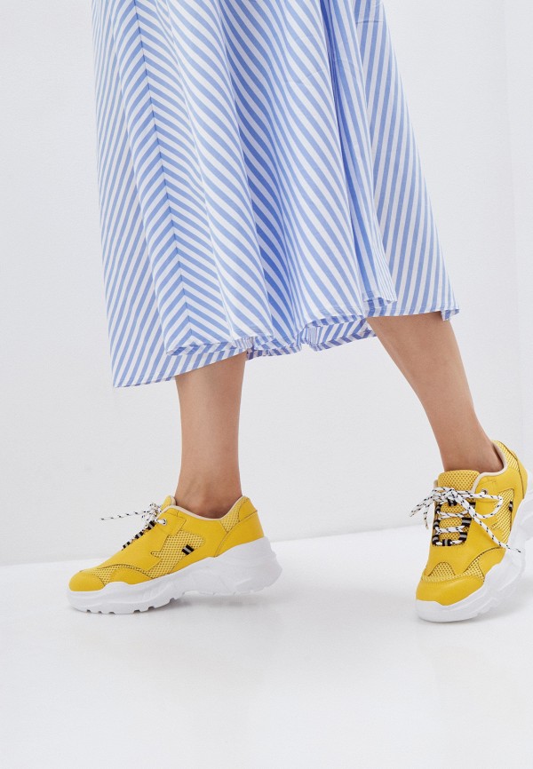 фото Кроссовки escan