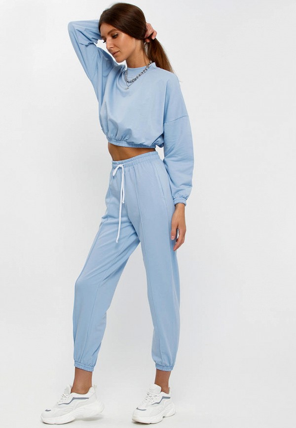 фото Костюм спортивный апрель