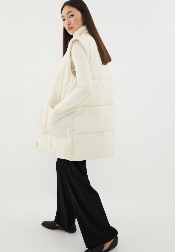 фото Жилет утепленный zarina