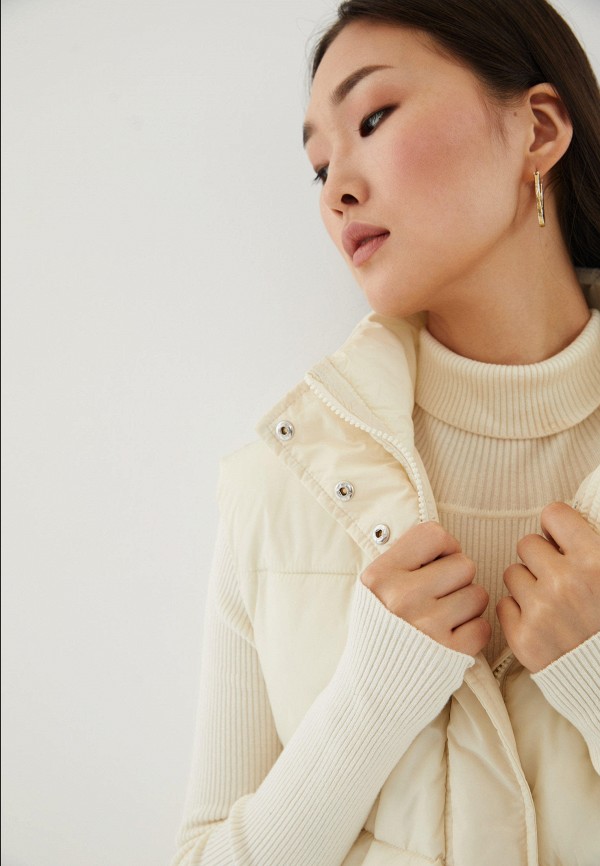 фото Жилет утепленный zarina