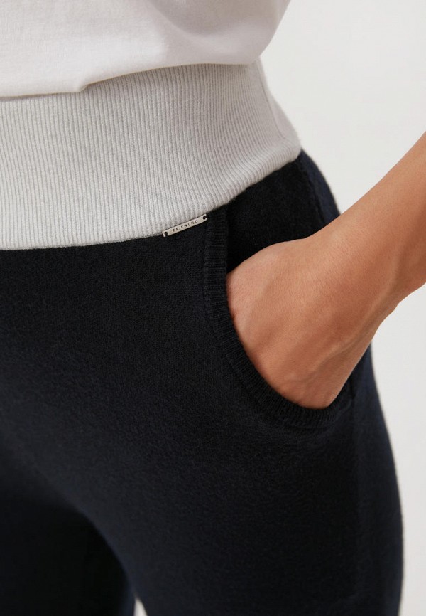 фото Брюки спортивные finn flare