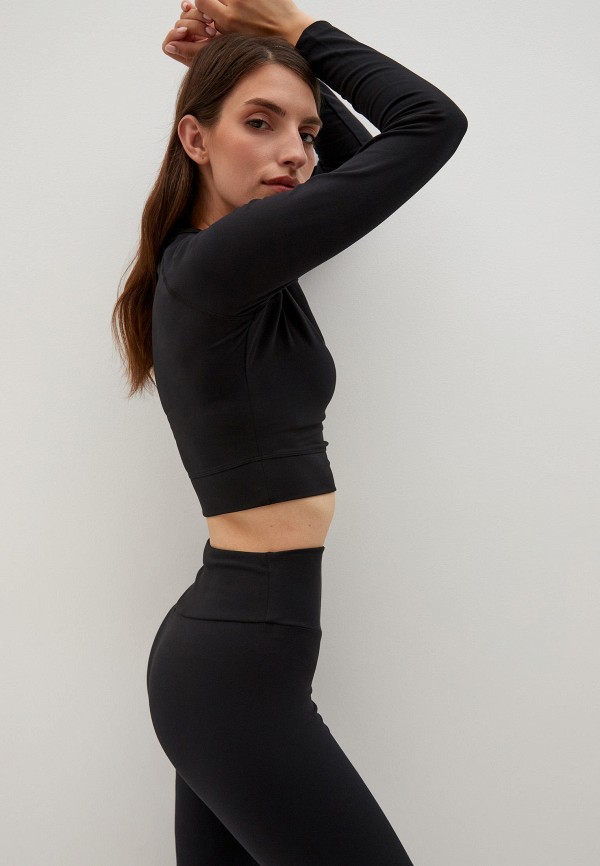 фото Лонгслив спортивный zarina