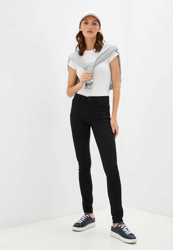 фото Брюки lacoste