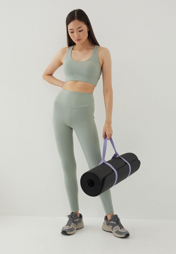 фото Топ спортивный zarina