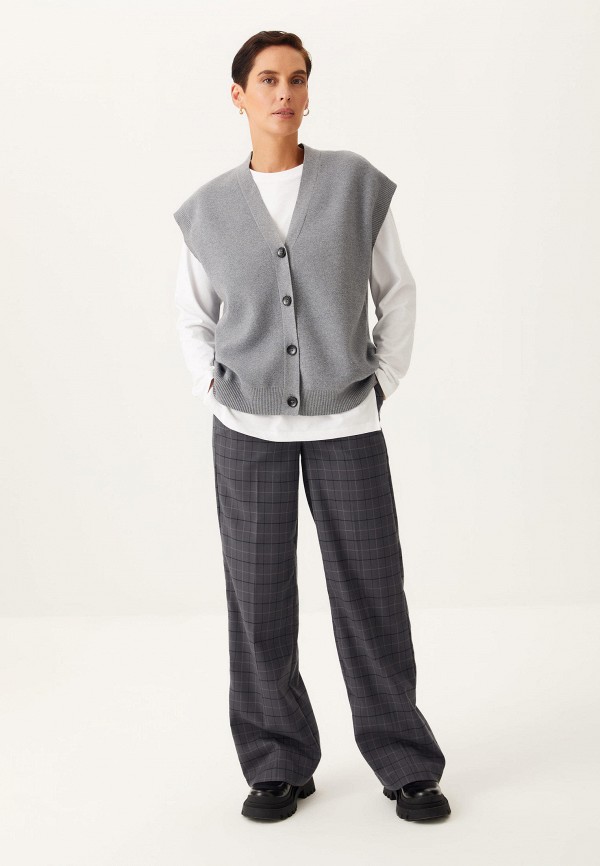 фото Жилет sela