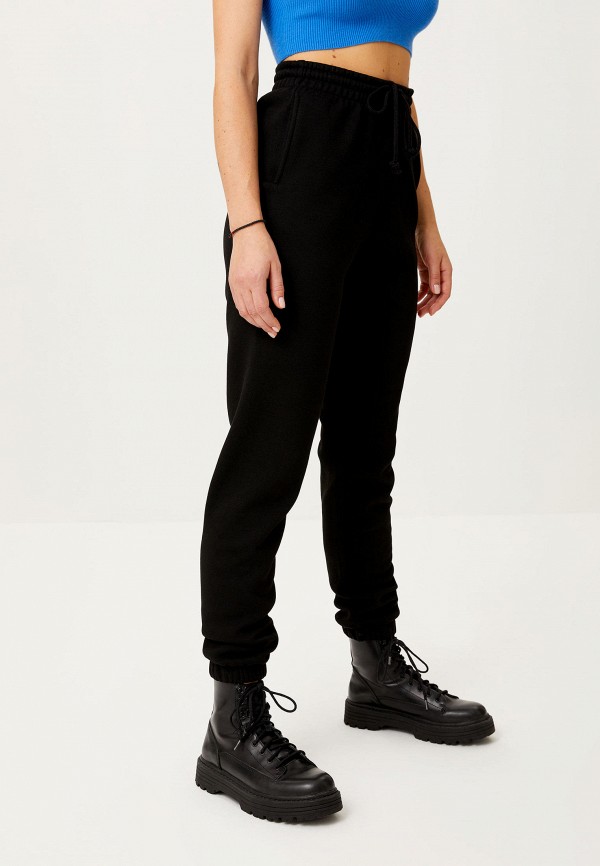 фото Брюки спортивные sela