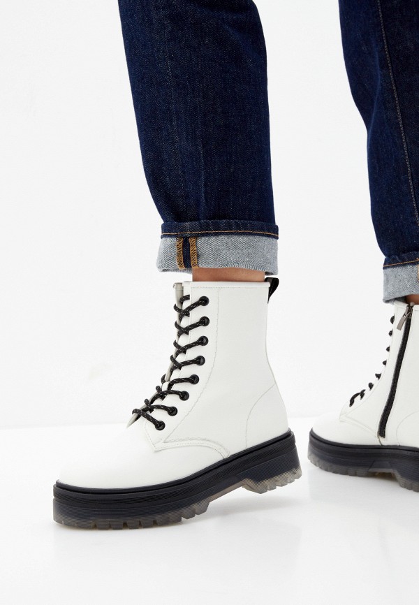 фото Ботинки escan