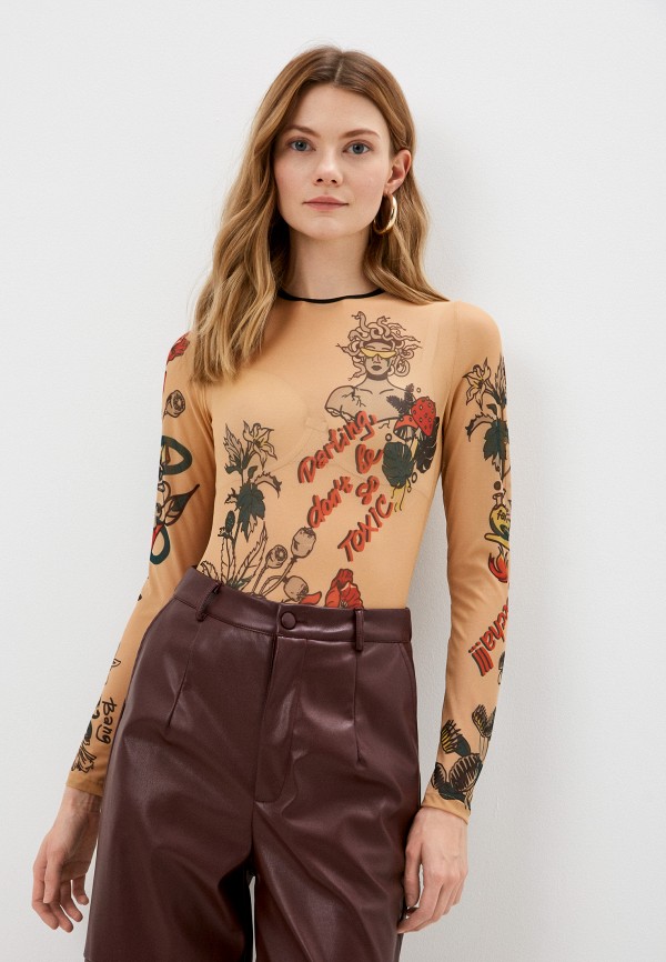 Капри бриджи бежевые. Brikoly. Водолазка с татуировками. Brikoly. Dsquared 2 лонгслив.