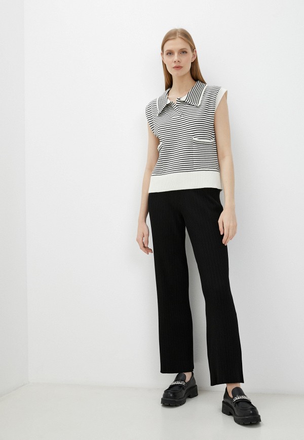 фото Жилет sela