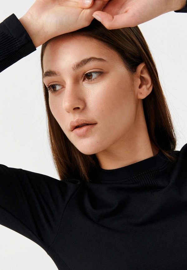 фото Лонгслив спортивный befree